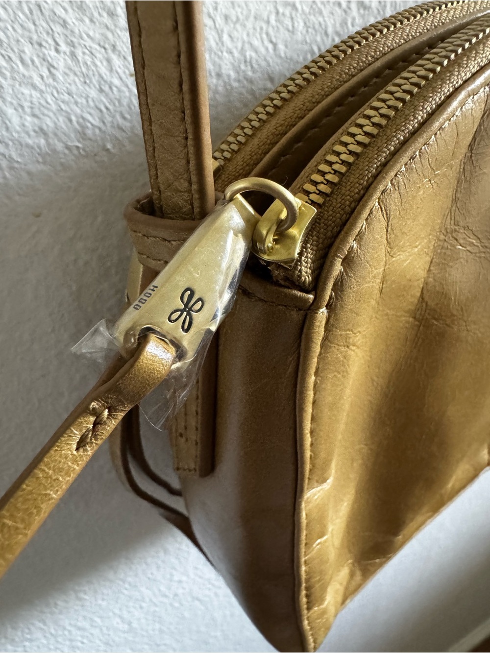 HOBO Evella Mustard Yellow Leather Crossbody Bag - Picture 3 of 13